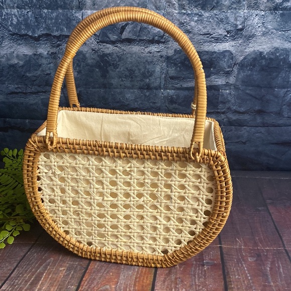 Crescent Woven Handbag with tassel detail and cinch bag interior - Picture 8 of 11